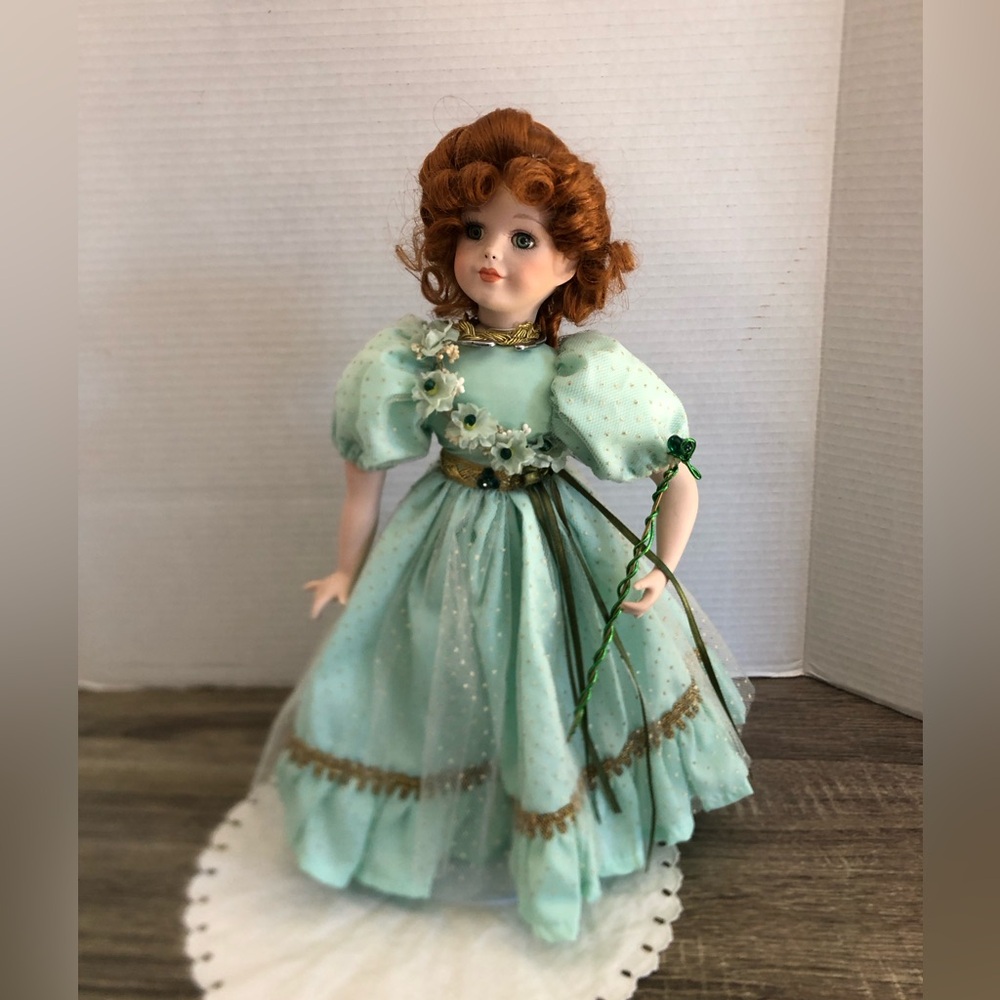 Vtg Porcelain Shamrock Fairy Doll